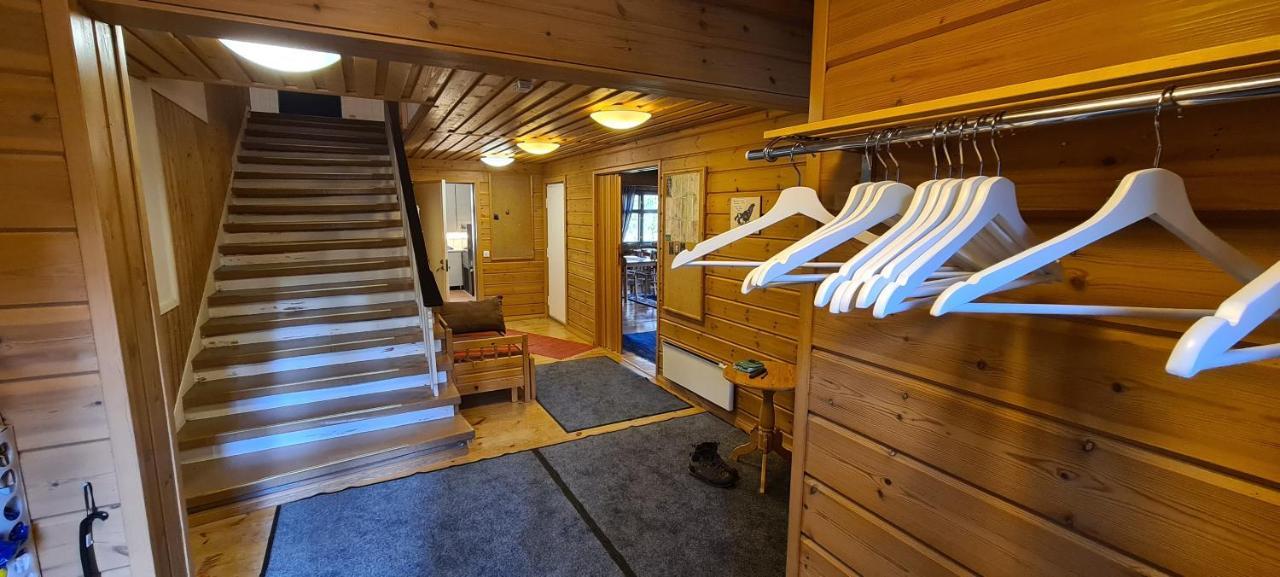 Silver Fox Hostel Äkäslompolo Екстериор снимка